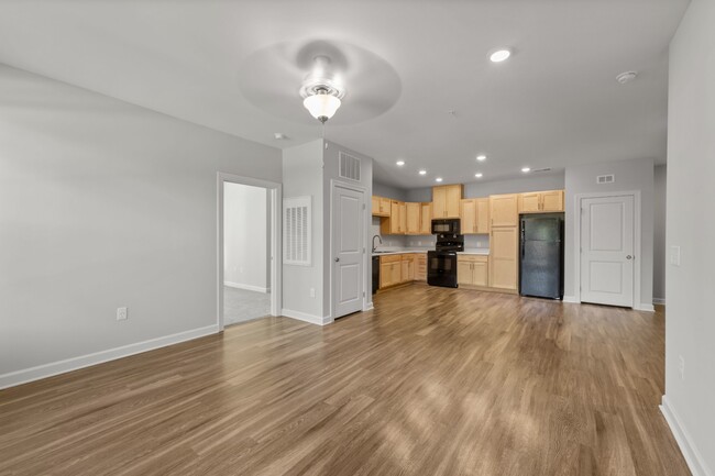 Building Photo - Evoke Living at Morris Field