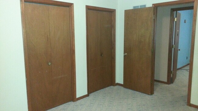 Foto del edificio - 505 Oakview Ave