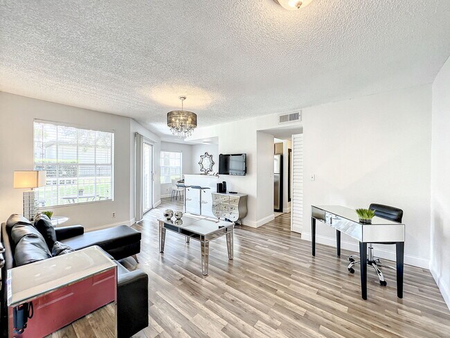 Foto del edificio - Westwood Boulevard, Orlando, FL 32821 - 1 BR 1 BA condo