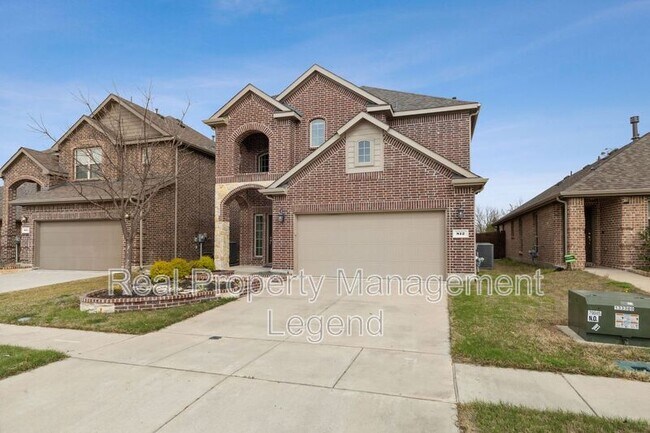 Photo - 812 Gray Fox Drive House