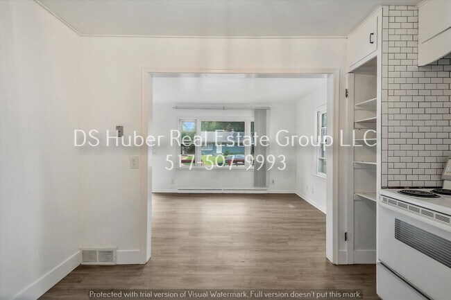 Foto del edificio - 4100 Marland Dr