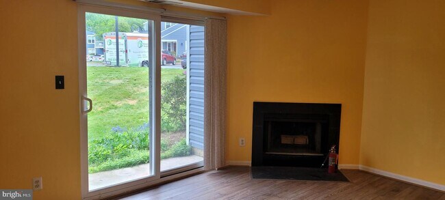 Building Photo - 13648 Orchard Dr
