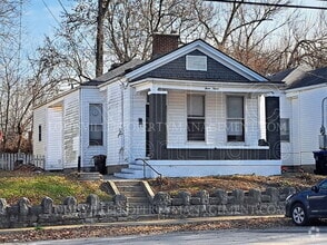 Building Photo - 715 N 33rd St