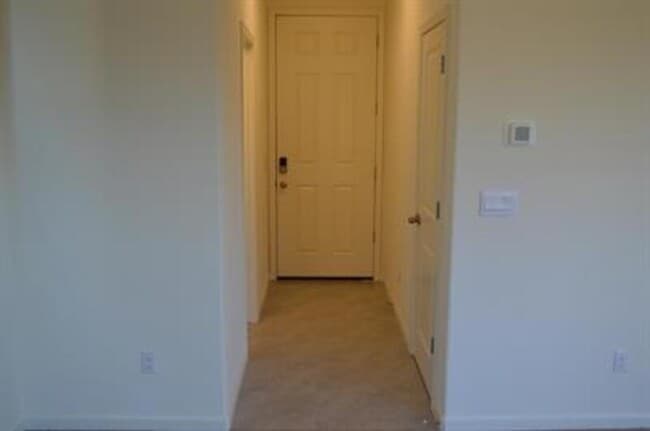 Building Photo - 389 Shafer Ave