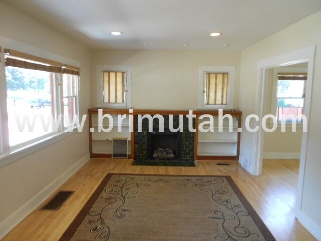 Building Photo - 3575 S 700 W