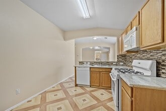 Building Photo - 19022 Wild Yaupon Dr