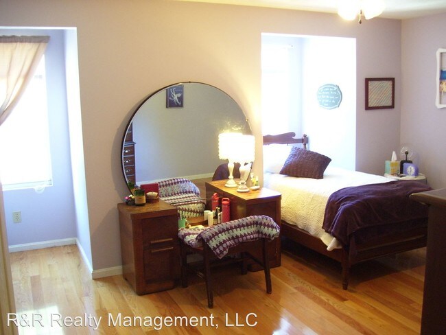 Building Photo - 40 Eagle Dr