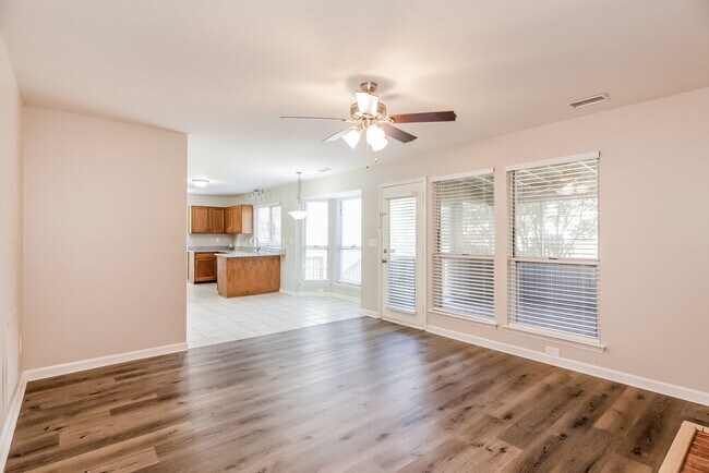 Foto del edificio - 2934 Silkstream Ln