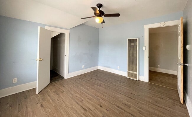 Building Photo - 511 N Poplar St