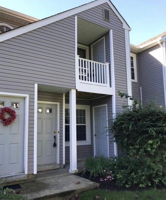 Building Photo - 17023 Bennett Pl