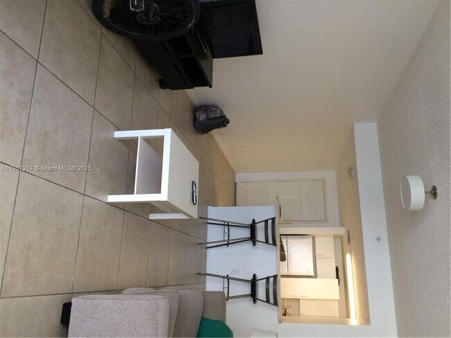 Foto del edificio - 185 SE 14th Terrace