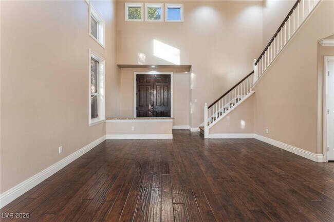 Building Photo - 617 Lexington Cross Dr