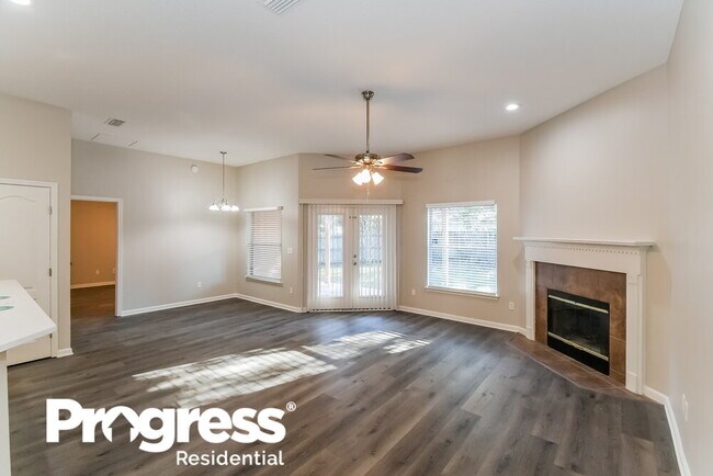 Foto del edificio - 9202 Redtail Dr