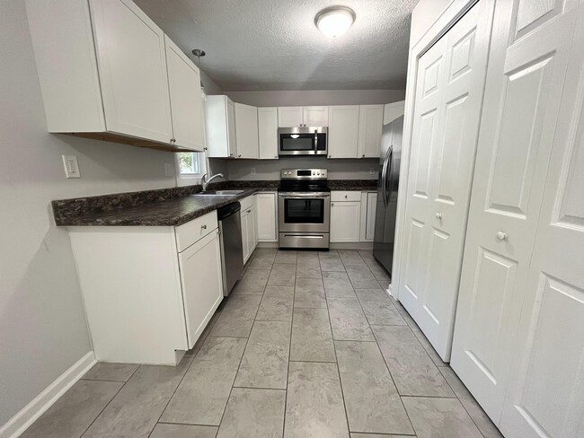 Photo - 1211 Laurel St House