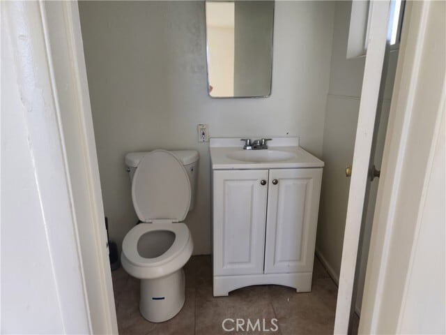 Building Photo - 25498 Dayton Ave