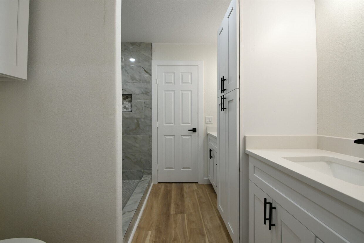 Foto principal - 18715 Ratho Ct