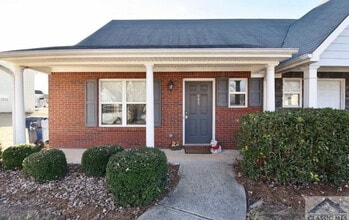Building Photo - 409 Bridgewater Cir