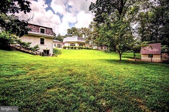 Building Photo - 11501 Skipwith Ln