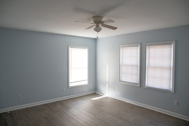 Building Photo - 153 Stump Sound Church Rd