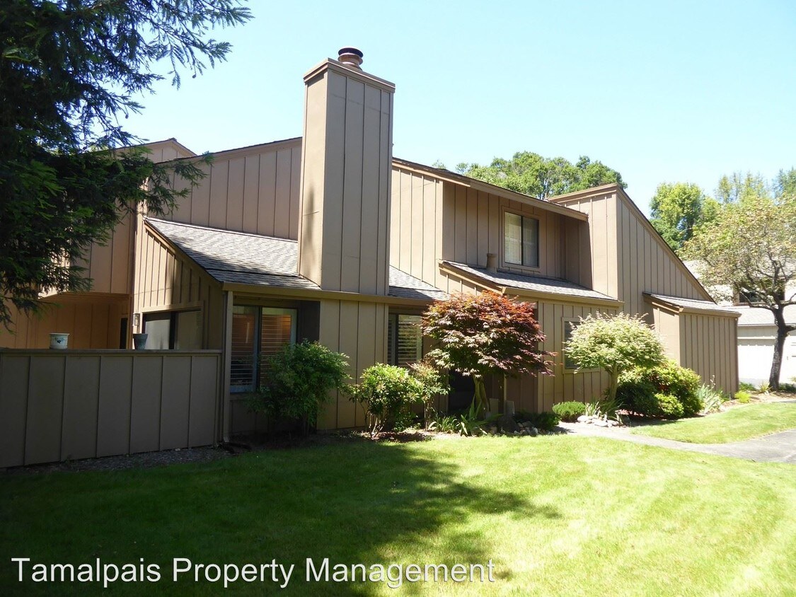Primary Photo - 3 br, 2 bath House - 16 California Condor Way