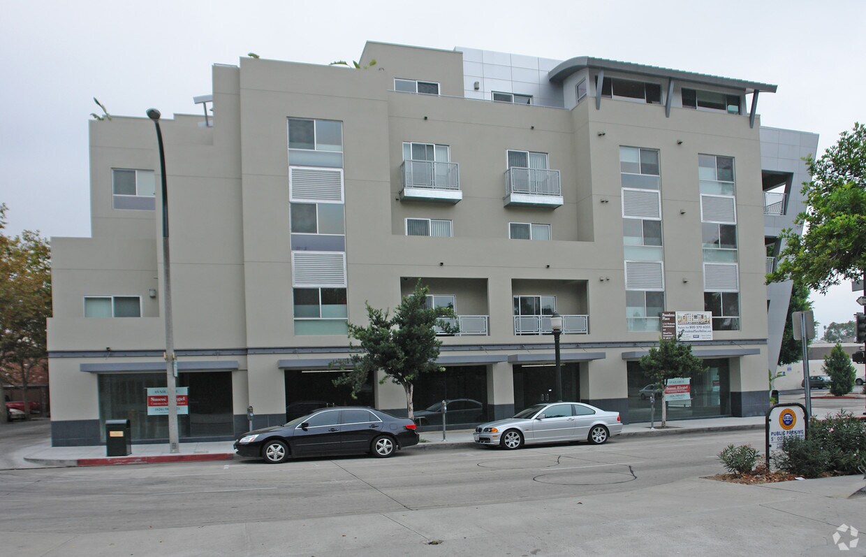 Foto del edificio - 155-169 W Green St