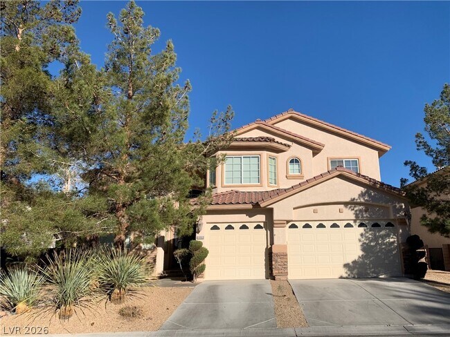 Building Photo - 10660 Lago Cantini St