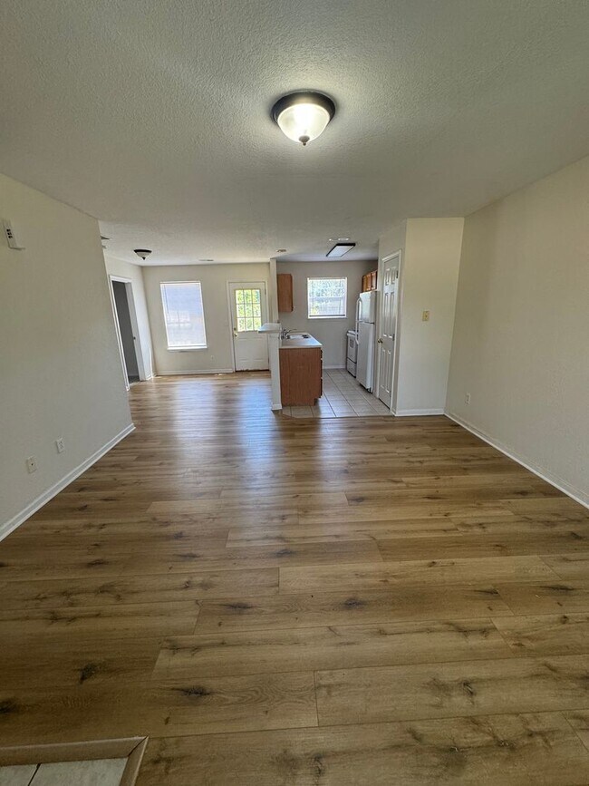 Foto del edificio - 2681-2683 E Oakbrook Dr