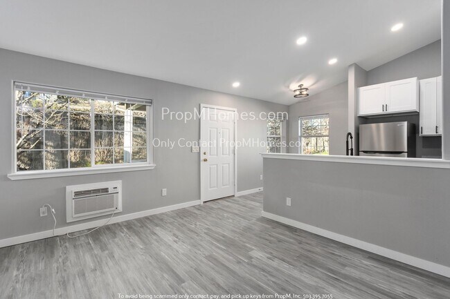 Building Photo - Sleek + Stylish One Bedroom in Happy Valle...