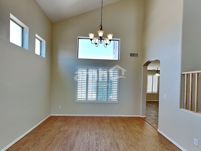 Foto del edificio - 4242 E Patrick St