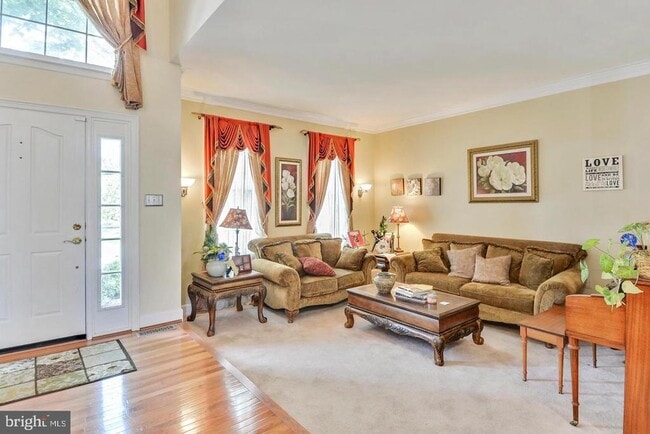Building Photo - 2507 Glenlawn Pl
