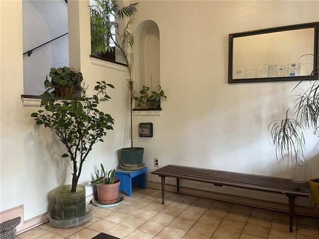 Foto del edificio - 5917 Walnut St