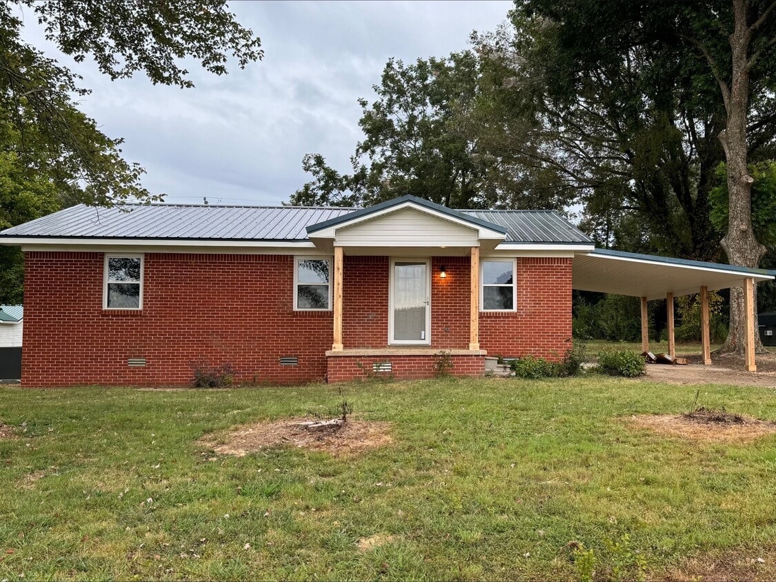 167 McMurray Rd, Trenton, TN 38382 House Rental in Trenton, TN