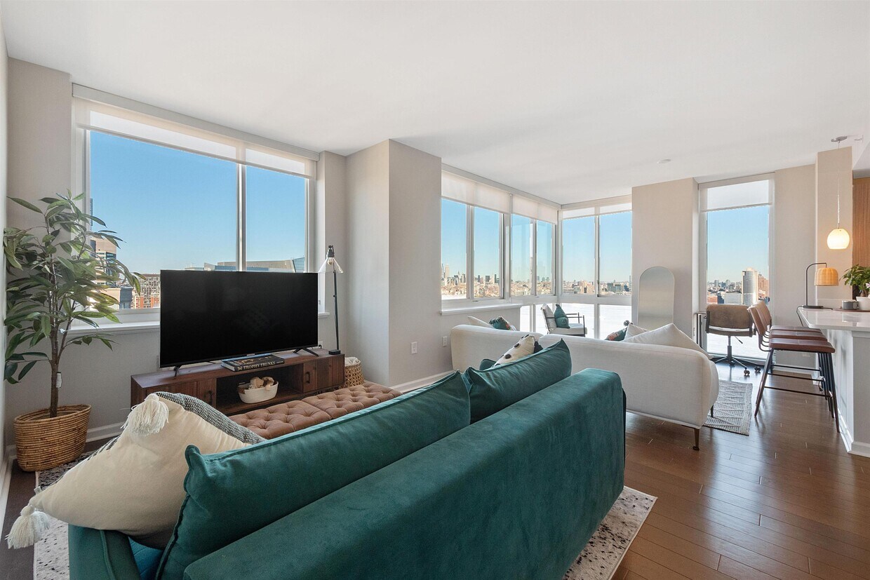 Foto principal - 401 Washington Blvd
