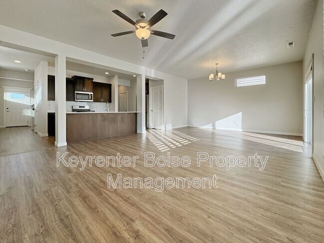 Foto del edificio - 2337 E Danzee Dr