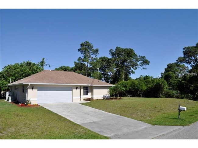 Building Photo - 2-Bed, 2-Bath Venice Home with Brand New Roof and AC