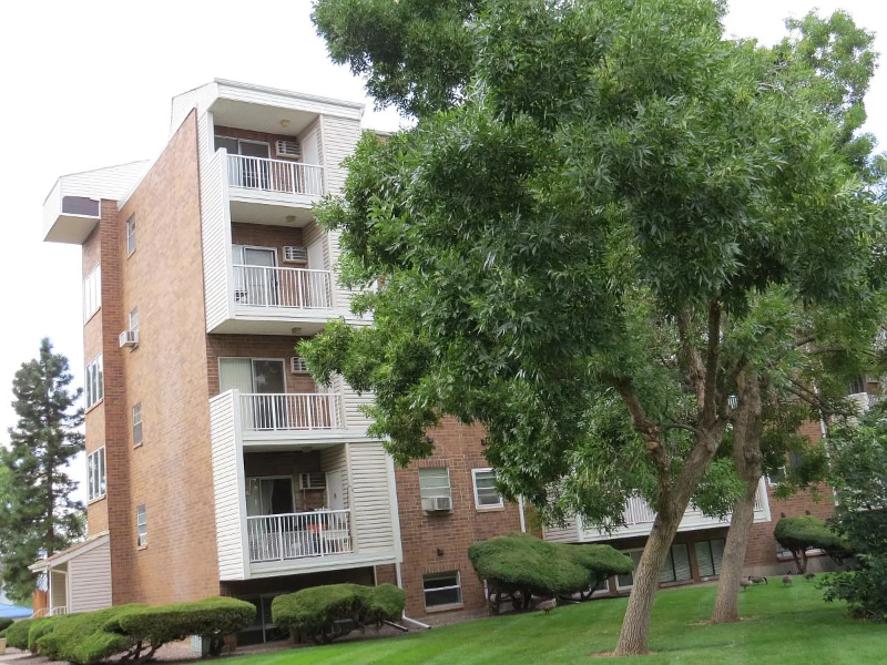 Foto principal - 1200 Golden Cir