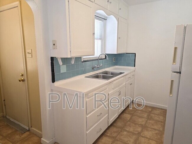 Foto del edificio - 1340 N Sierra St