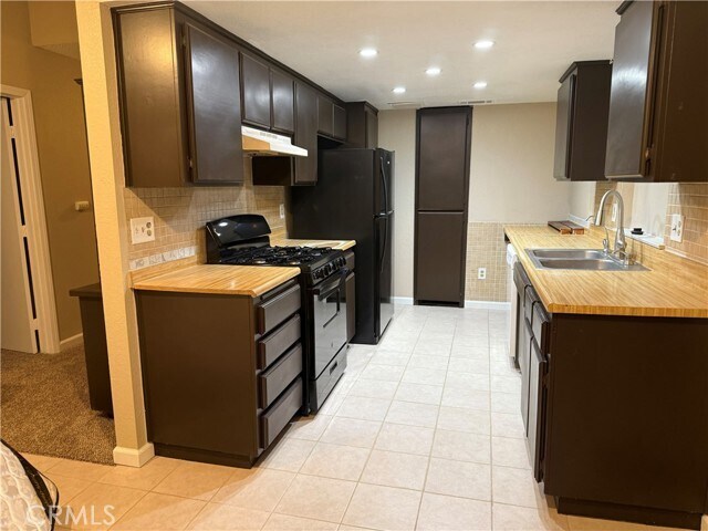 Building Photo - 1260 Mirage Dr