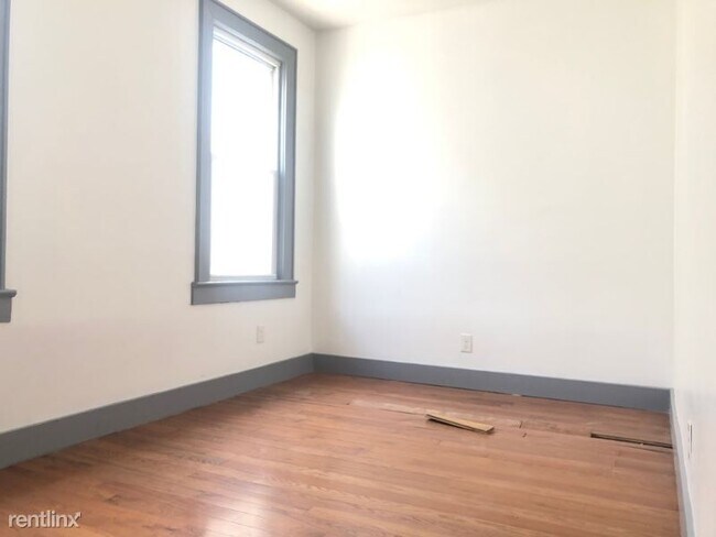 Foto del edificio - 342 Fulton Ave