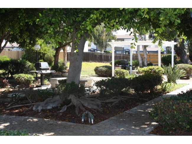 BBQ Areas - 2330 Grove Ave