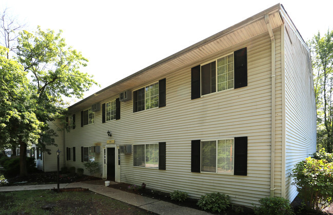 White Oak Square Apartments