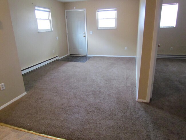 Building Photo - 1618 Milburn Ave