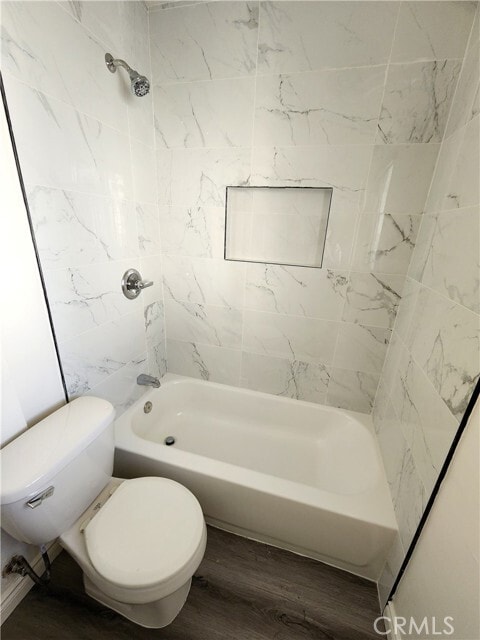 Building Photo - 208 N Catalina Ave