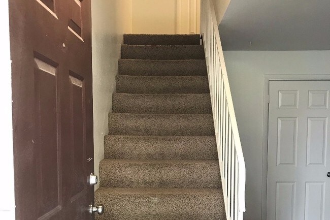 Front Entry - 7486 S 1000 E