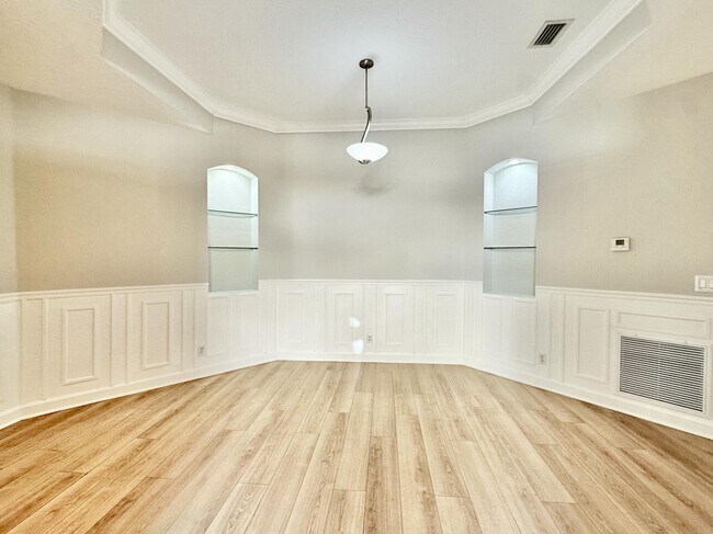 Foto del edificio - 702 Via Toscana Via