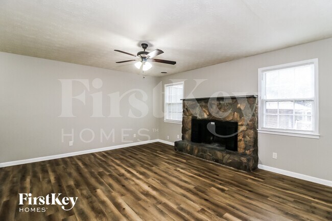 Foto del edificio - 165 Fireside Way