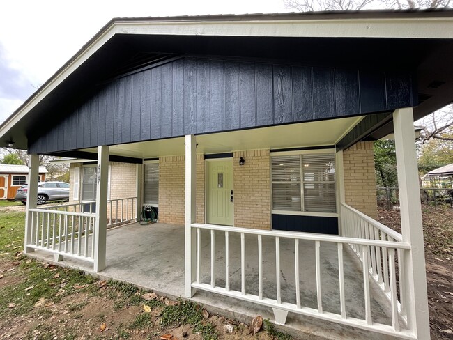 Building Photo - 407 Marburger St