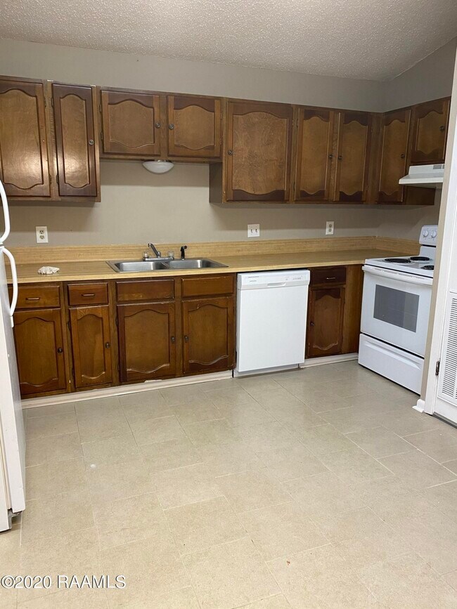 Foto del edificio - 212 Briarcliff Dr