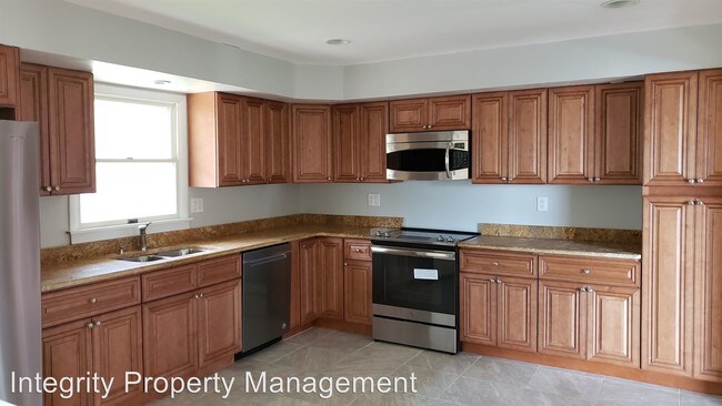 Foto del edificio - 4 br, 3 bath House - 224 Hillcrest Manor