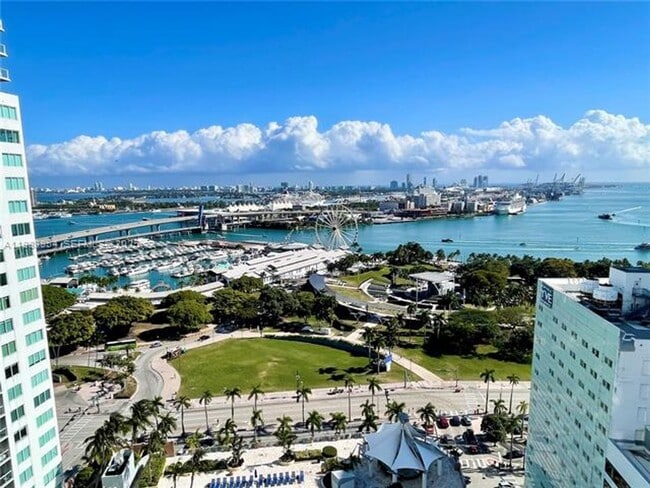 Building Photo - 253 NE 2nd St